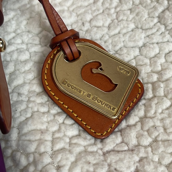 Dooney and Bourke hobo - Picture 2 of 4